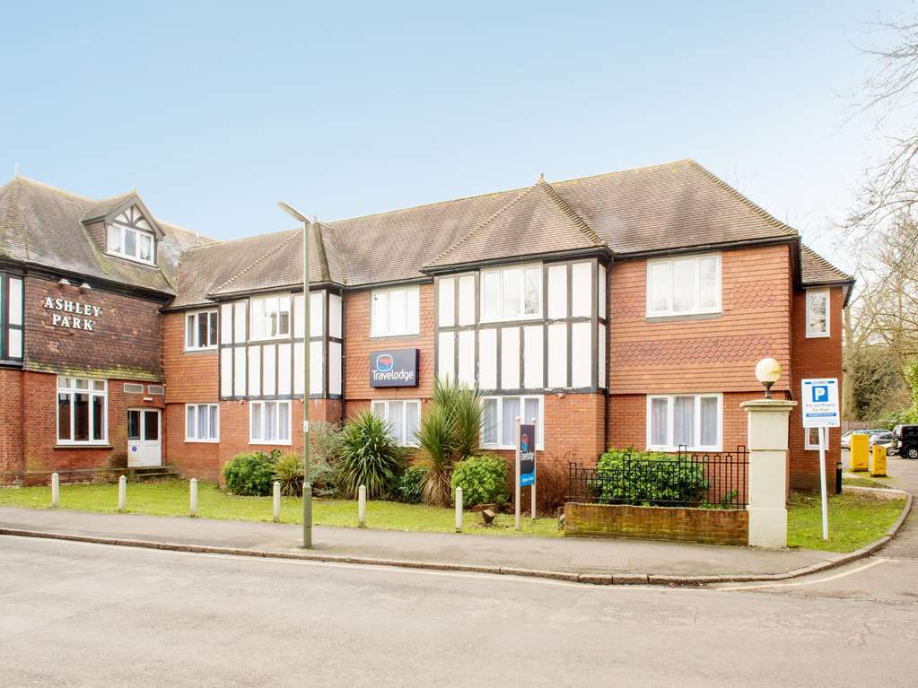 Travelodge Walton On Thames Zewnętrze zdjęcie