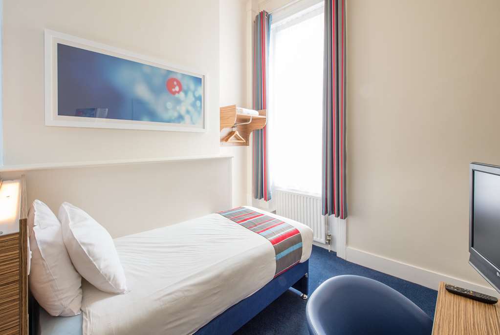 Travelodge Walton On Thames Pokój zdjęcie
